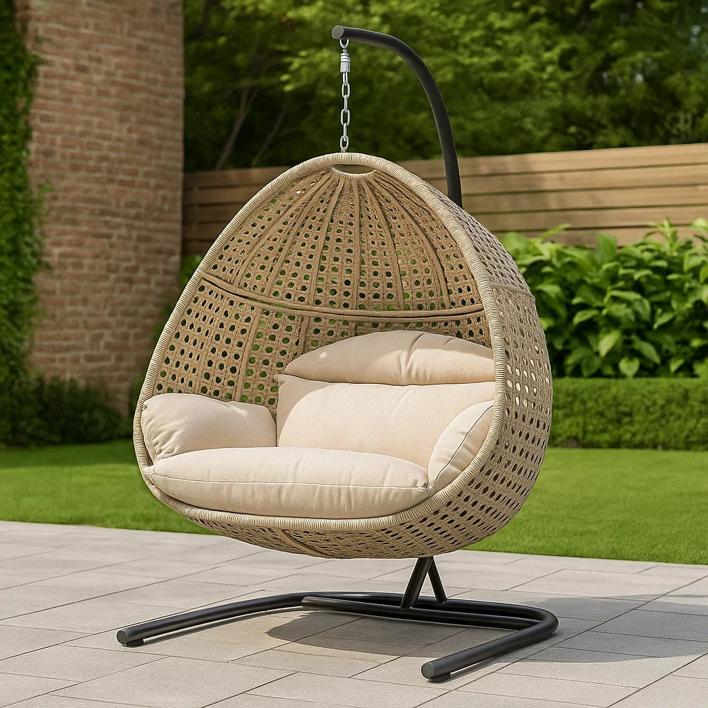 Sedia Sospesa da Esterno in Rattan con Cuscini Beige